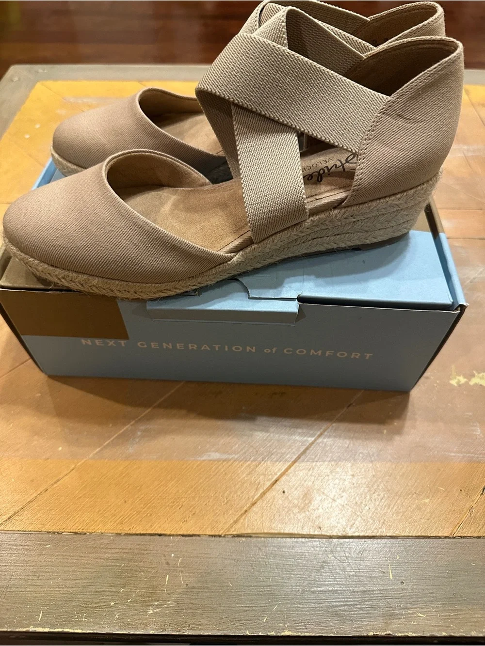 🤎 Brand new LifeStride Keaton espadrille wedges!